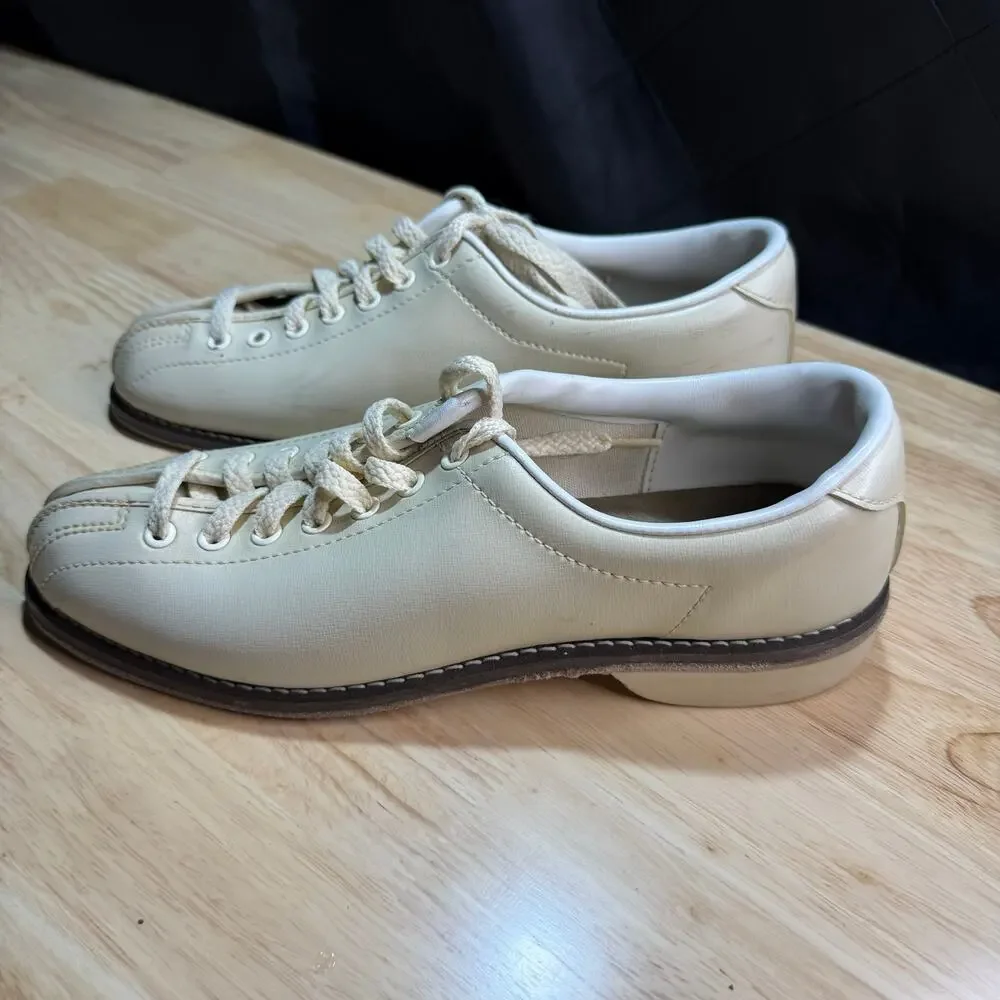CELEBRITY Bowling Shoes Hipster  Beige Leather Women’s Size 8 - Picture 3 of 6